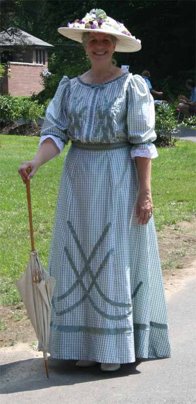 1906 day dress
